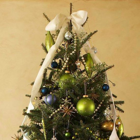 Bow Tree Topper -   Christmas tree topper ideas