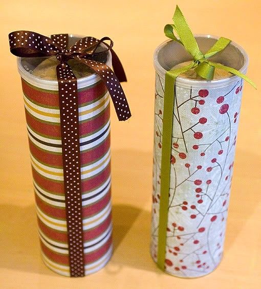 cookie tin made with Pringles can, 12×12 wrapping paper, and ribbon
