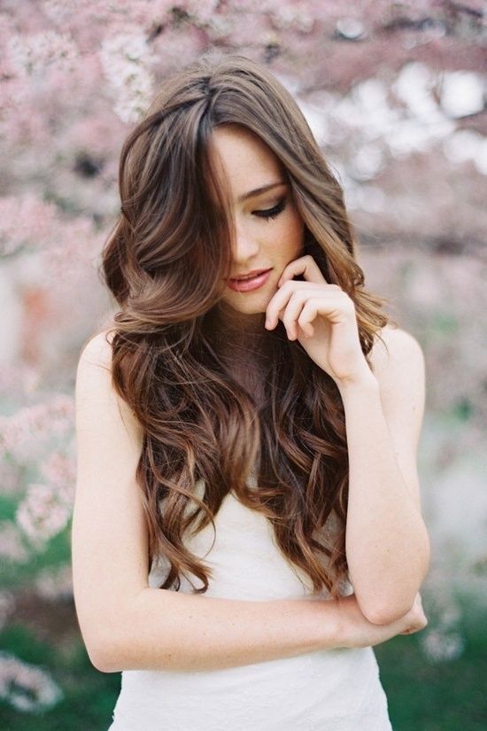 Wavy Hairstyle Ideas and Tutorials