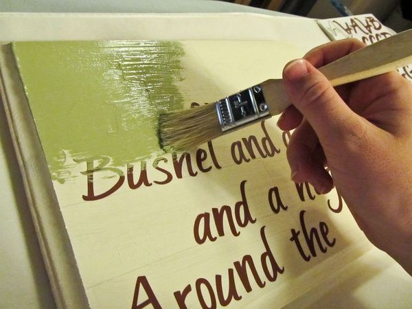 how-easy-put-letters-on-wooden-sign