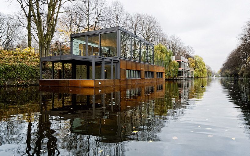 sprenger von der lippe: houseboat on the eilbek canal