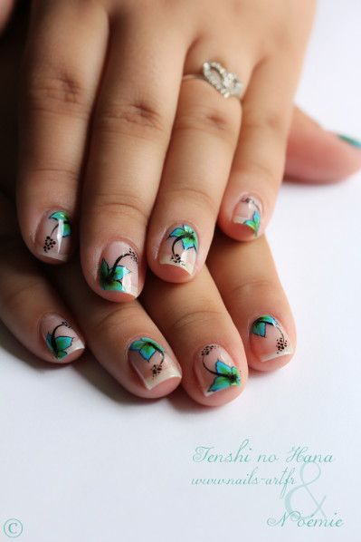 Tropical flowers nail art