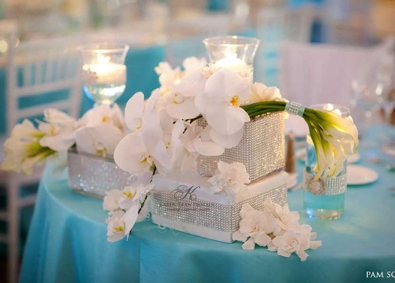 turquoise wedding flower