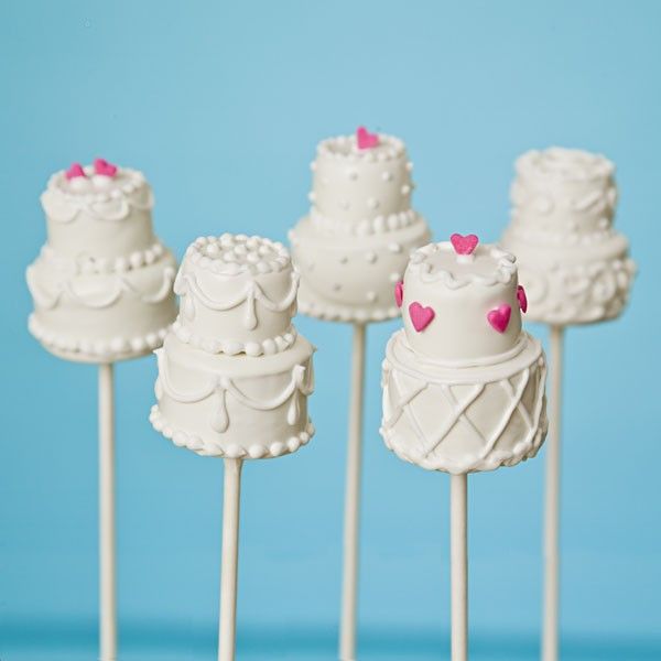 wedding-cake cake pops