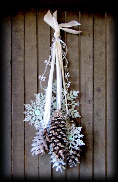 Winter Wonderland Frosted Pine Cones & Snowflakes