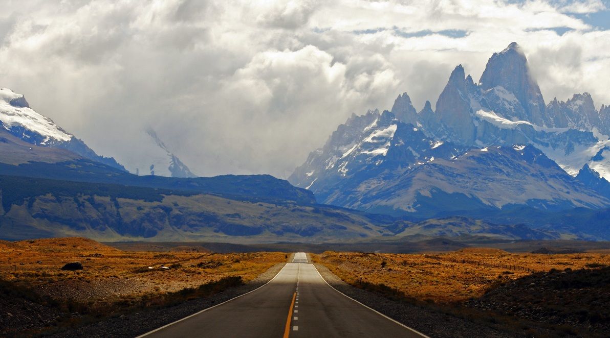 39 of the world’s most inspiring routes for road trips