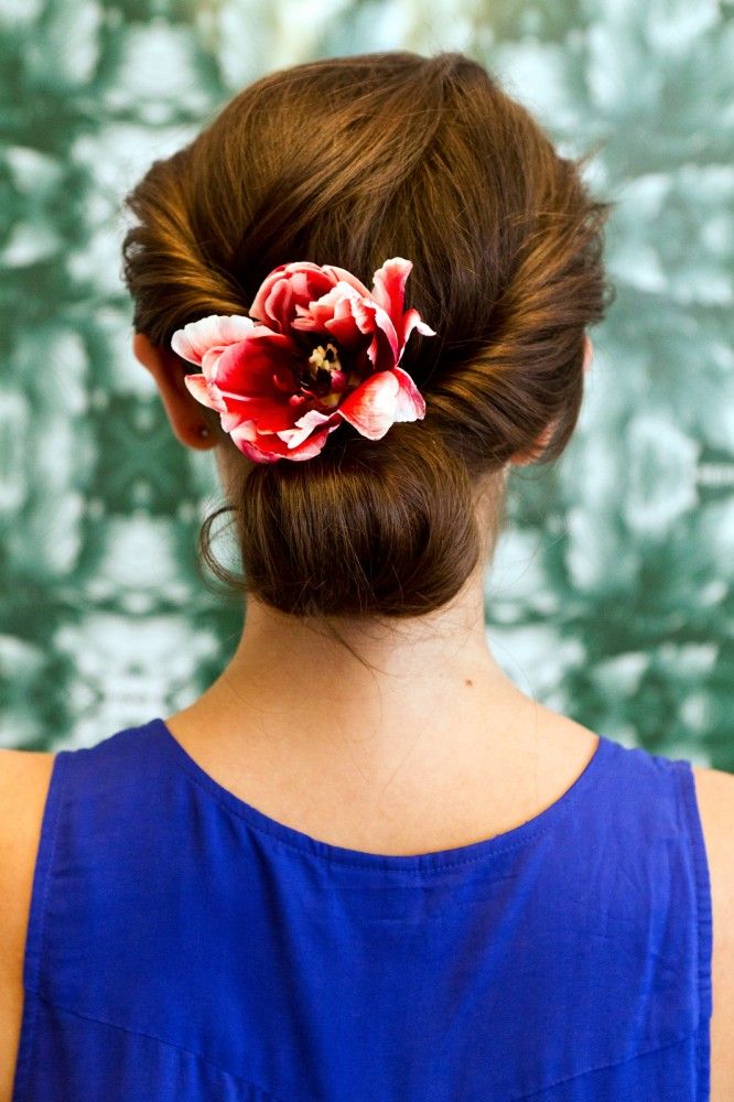 A gorgeous DIY hairstyle with festival flair to rock at Coachella and beyond…