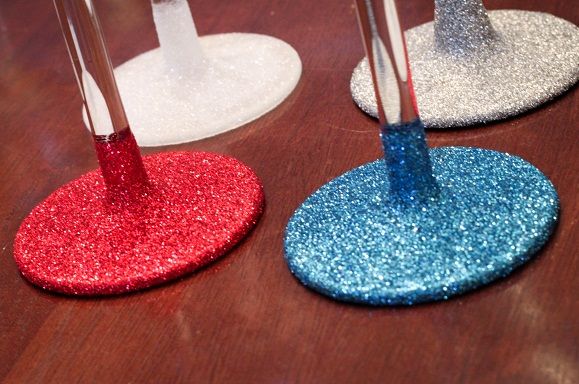 Another way to make glittered glasses