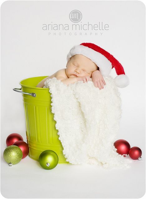 Ariana Michelle Photography – christmas newborn