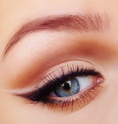 Check out Erika Tang's "Simple Double Winged Eyeliner" grab @Locke