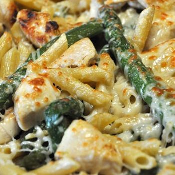 Chicken & Asparagus Penne… chicken, asparagus, pasta, parmesan