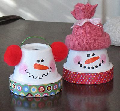 Could these snowmen be any cuter ?!?Especially for your gardener friends !!!