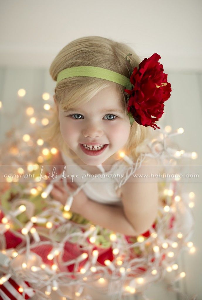 Cute holiday picture idea
