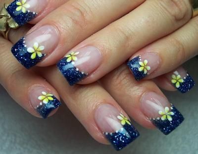Cute summer nails!