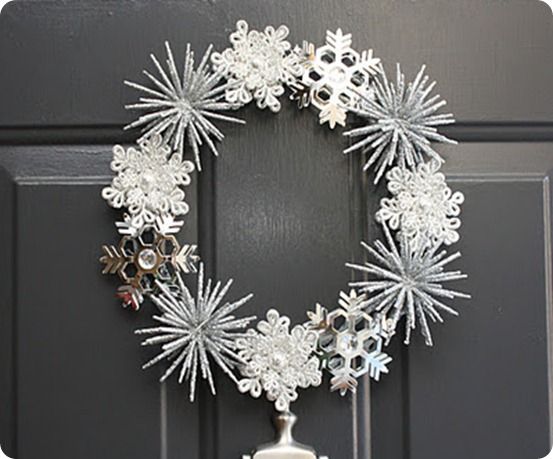 DIY Snowflake Wreath