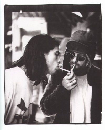 Dave Grohl & Kurt Cobain. Awesome.