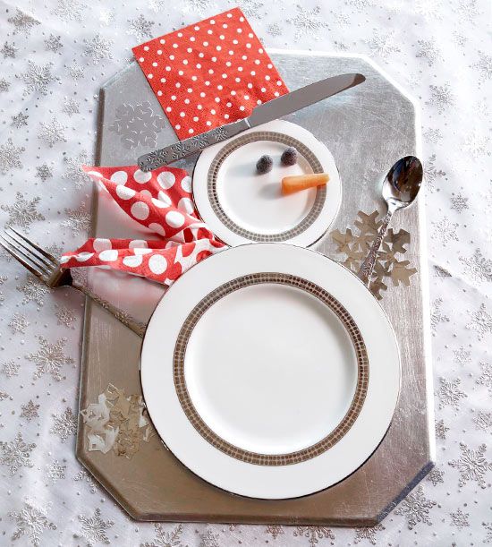 Delight guests with a Snowman Table Setting! Cute!
