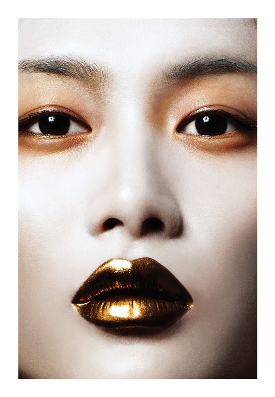 Gold Beauty for Glass Magazine #11 Autumn 2012