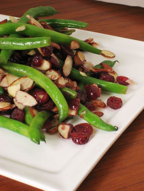 Green beans with cranberry and almonds. Great side dish for Thanksgiving or Chri