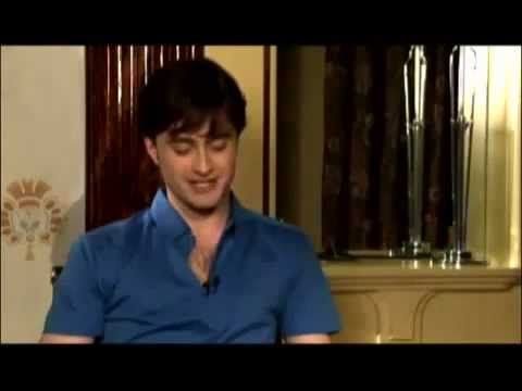 Harry Potter cast speak with American accent. Love the "American" phra