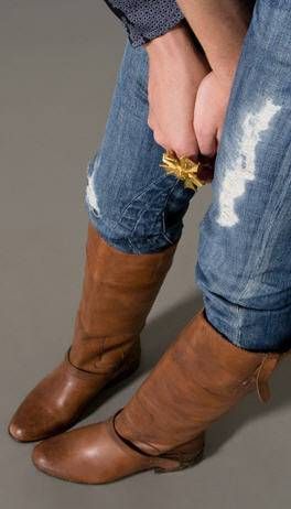How to Wear Boots Over Jeans: Trick to the Tuck
