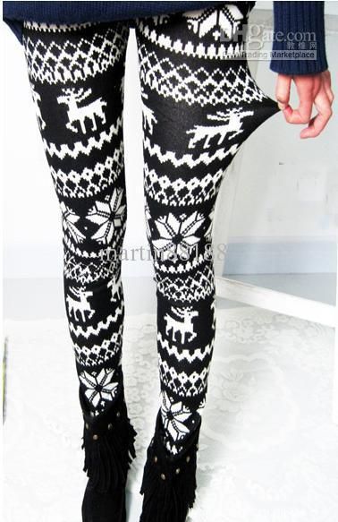 I never thought I would say this, but I actually think the leggings are cute. :o
