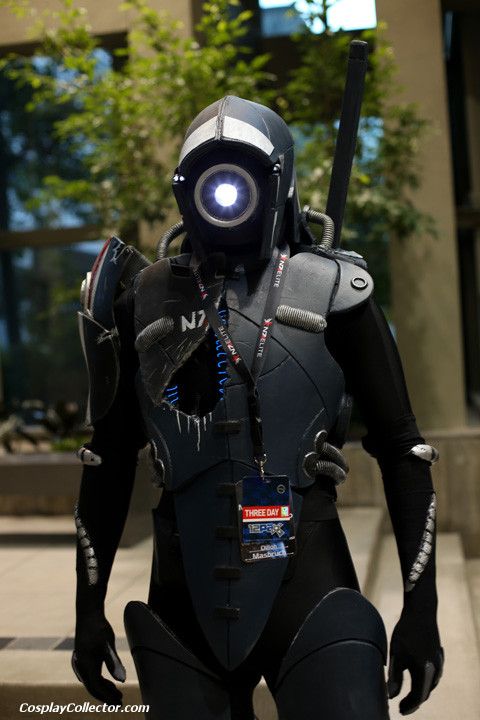 Legion, Mass Effect cosplay by Dtjaaaam.