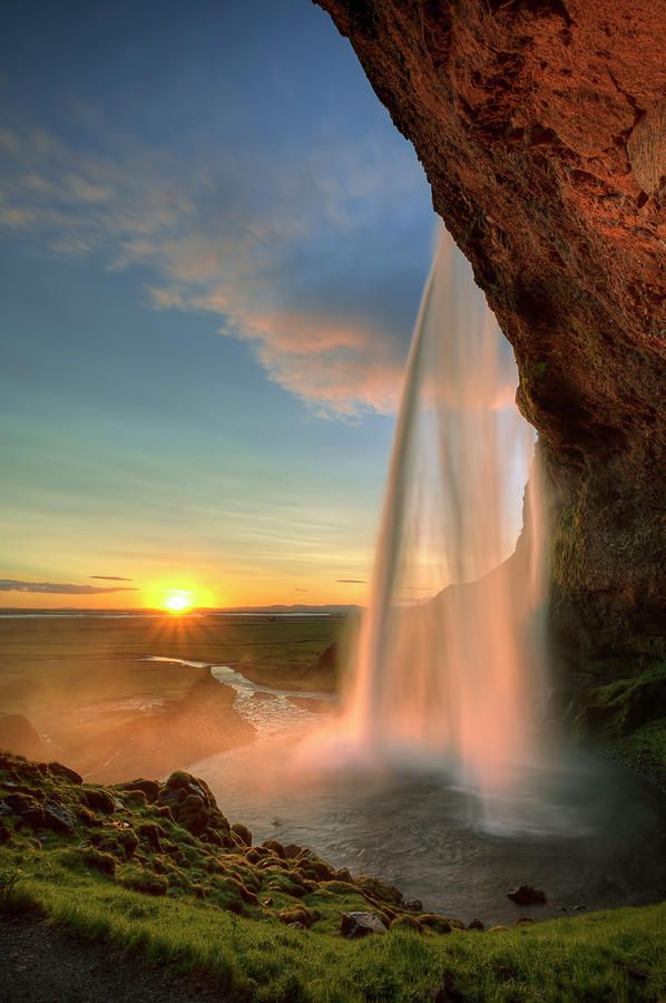 Like a fountain of sugar dreams. Seljalandsfoss – Iceland.