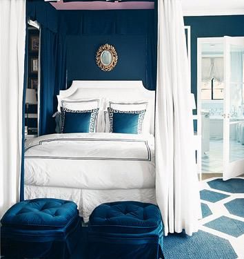 Love the painted pink ceiling! Royal blue elegnat  bedroom deisgn! Blue paint wa