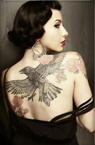 Love the tattoo, love the Hollywood glamour feel