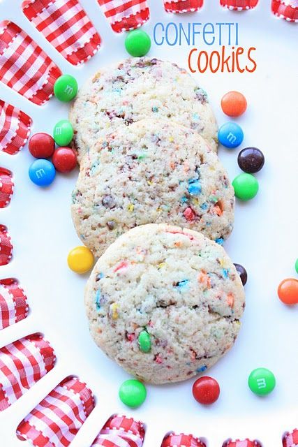 M & M confetti cookies are fun and colorful!  #baking #cookies #m&ms #kids #food