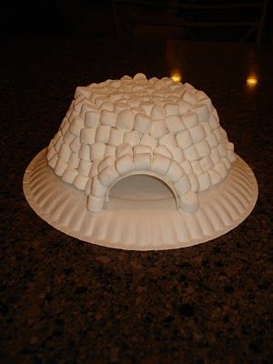 Marshmallow igloo kids craft.