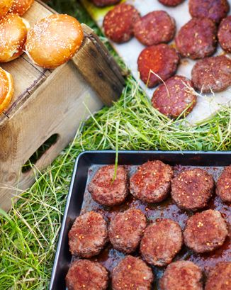 Moroccan-style lamb burgers | Jamie Oliver | Food | Recipes (UK)