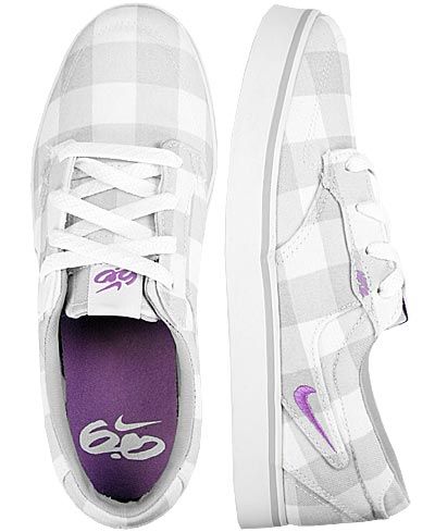 Nike 6.0 Braata Shoe, want these!