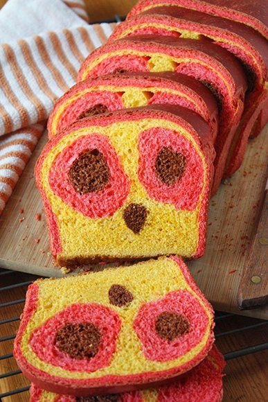Owl Face Reveal Bread