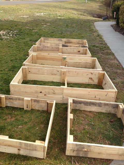 Raised Garden Beds from pallets!!!