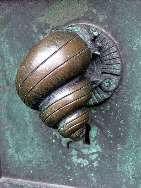 Ribe Cathedral. Portal Door handle in form of a snail (1904)