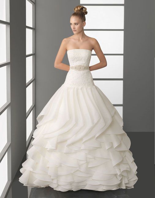 Strapless ball gown organza bridal gown