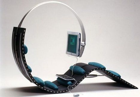 Surf Chair for the Lazy | Ubergizmo