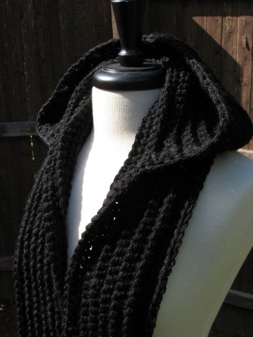 classy hooded scarf… so going to make this