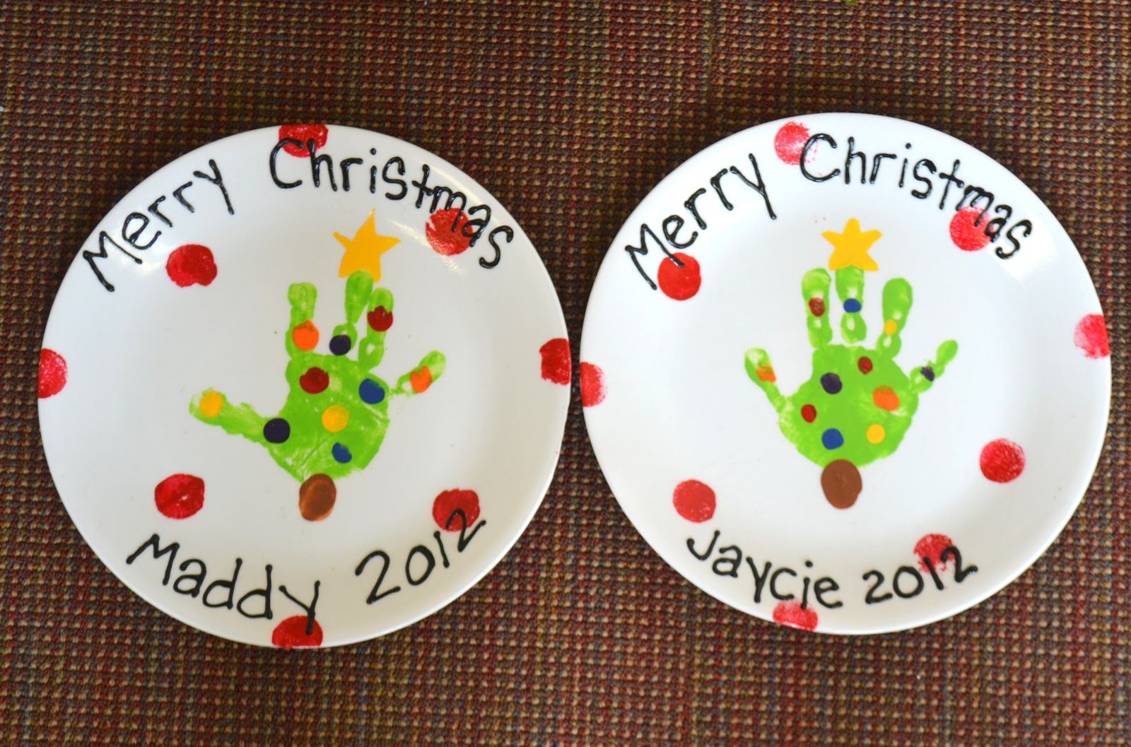Handprint plates -   Handprint plates ideas