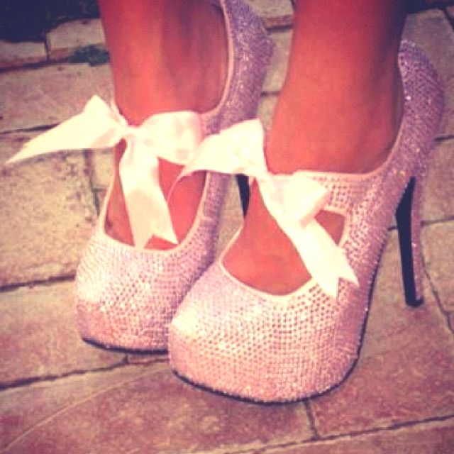 heels & bow.