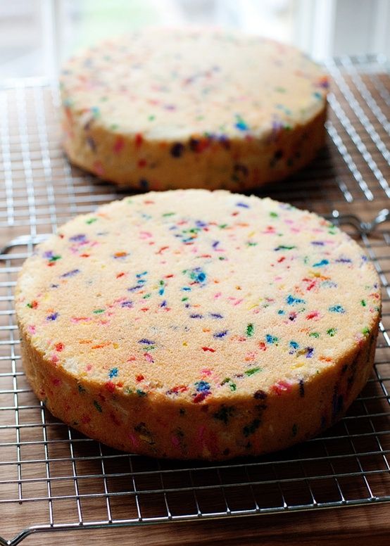 how to get cakes to bake flat. now you know… and a great looking cake recipe!