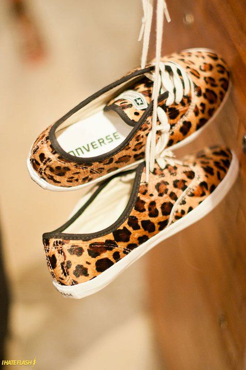 leopard converse… Yes, please