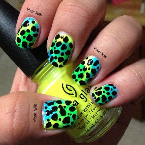 neon cheetah print Photo by vixen_nails