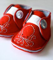 ollie octopus crib shoes