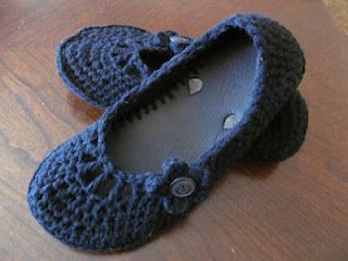 recycled flip flops into crocheted shoes!