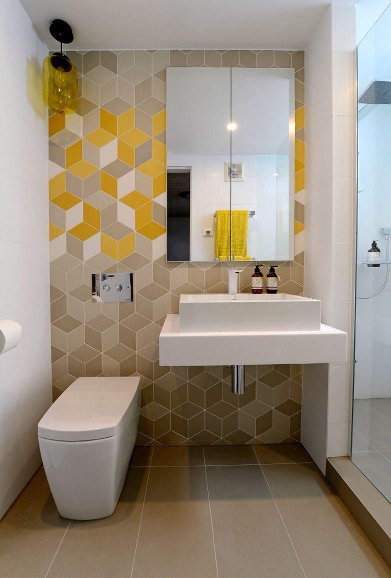 Geometric Tiles -   Small and Functional Bathroom Design Ideas