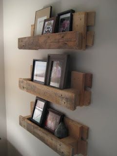 there are a million pallet ideas out there, but I really like this one! Pallet s