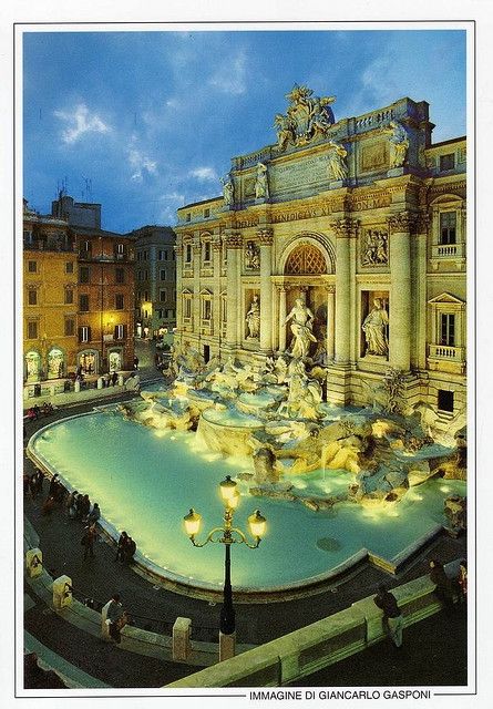 trevi fountain. rome, italy.